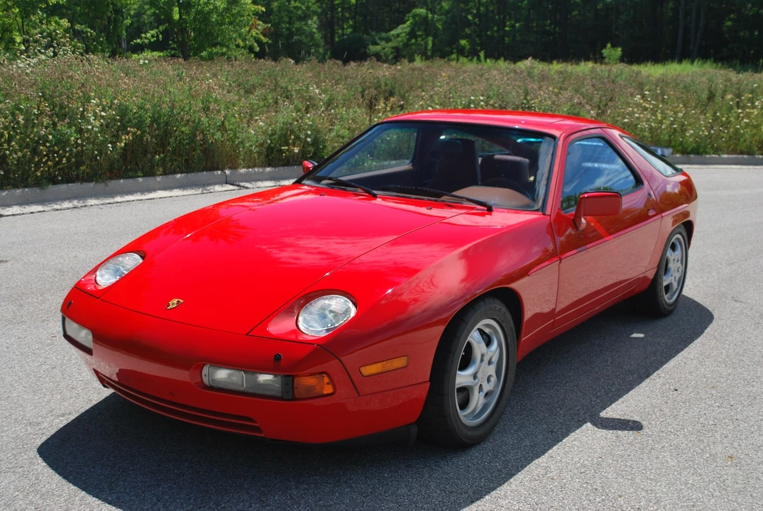 1987 Porsche 928 S4 - Image 2 of 31