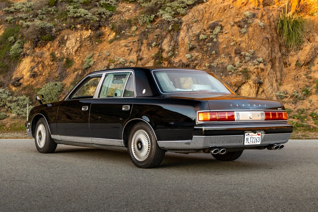 1997 Toyota Century - Image 6 of 31