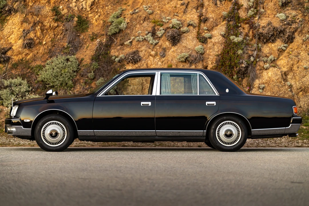 1997 Toyota Century - Image 4 of 31