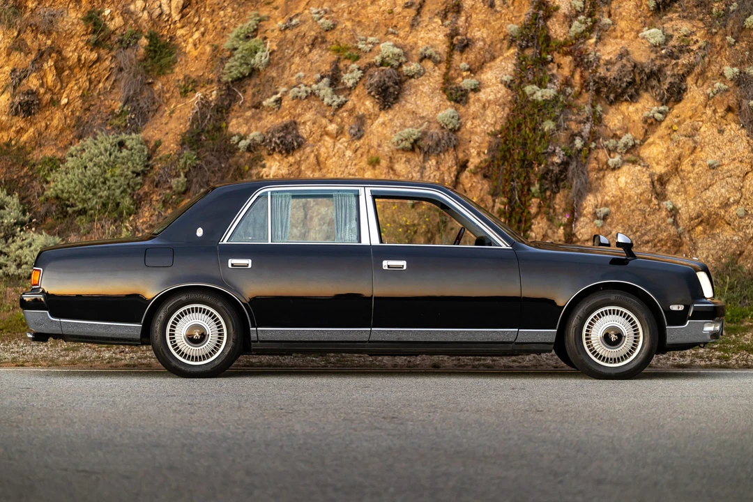 1997 Toyota Century - Image 17 of 31