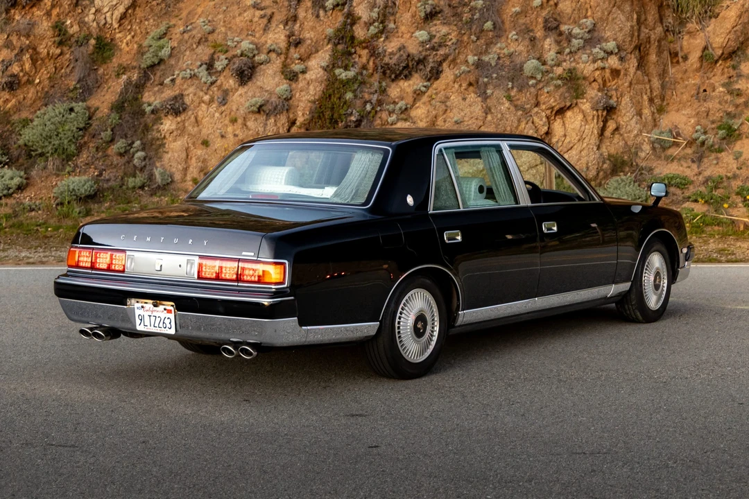 1997 Toyota Century - Image 14 of 31