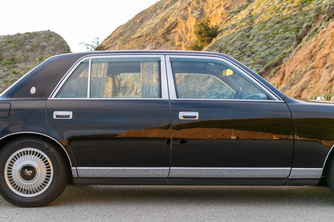 1997 Toyota Century - Image 30 of 31