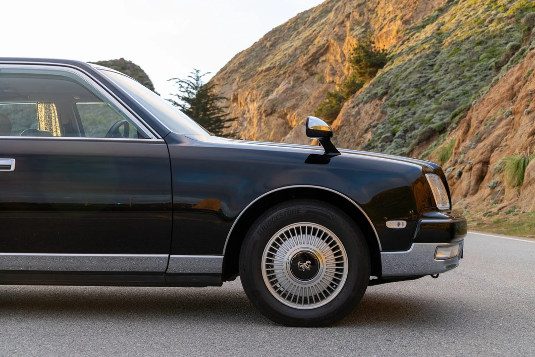 1997 Toyota Century - Image 31 of 31