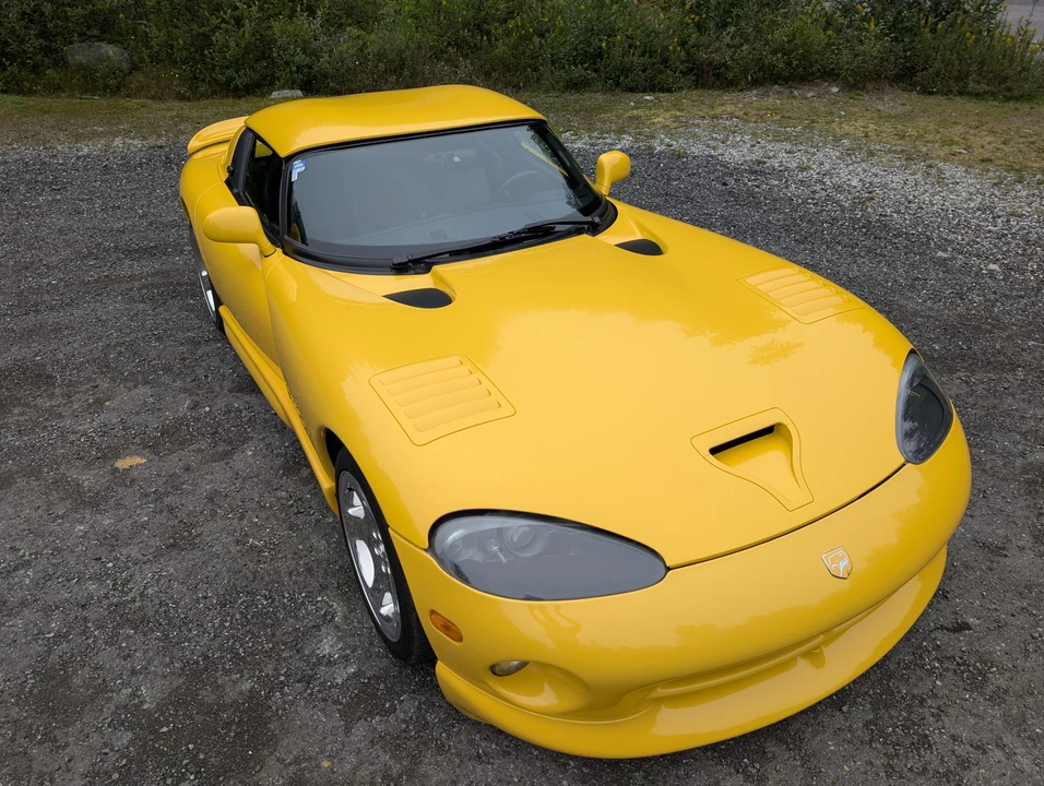 2002 Dodge Viper 2nd Gen - Image 28 of 31