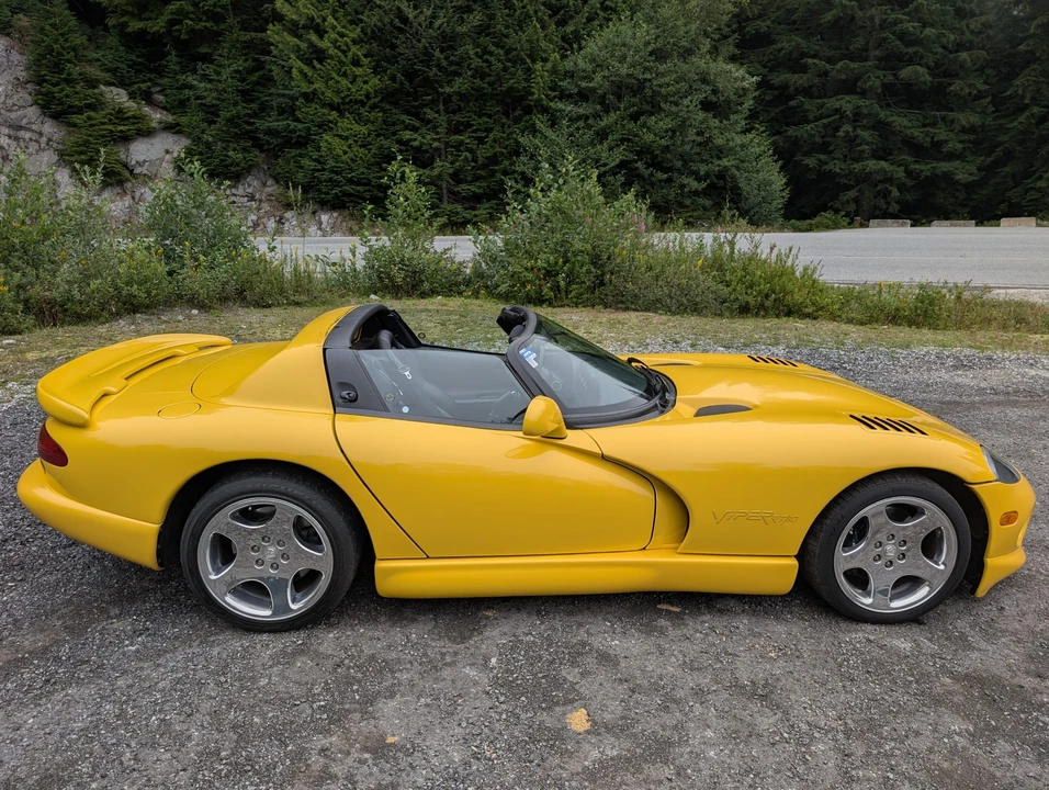 2002 Dodge Viper 2nd Gen - Image 9 of 31