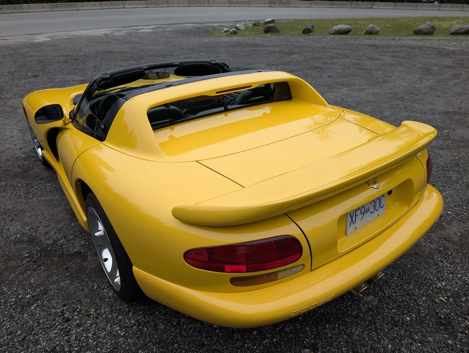 2002 Dodge Viper 2nd Gen - Image 16 of 31