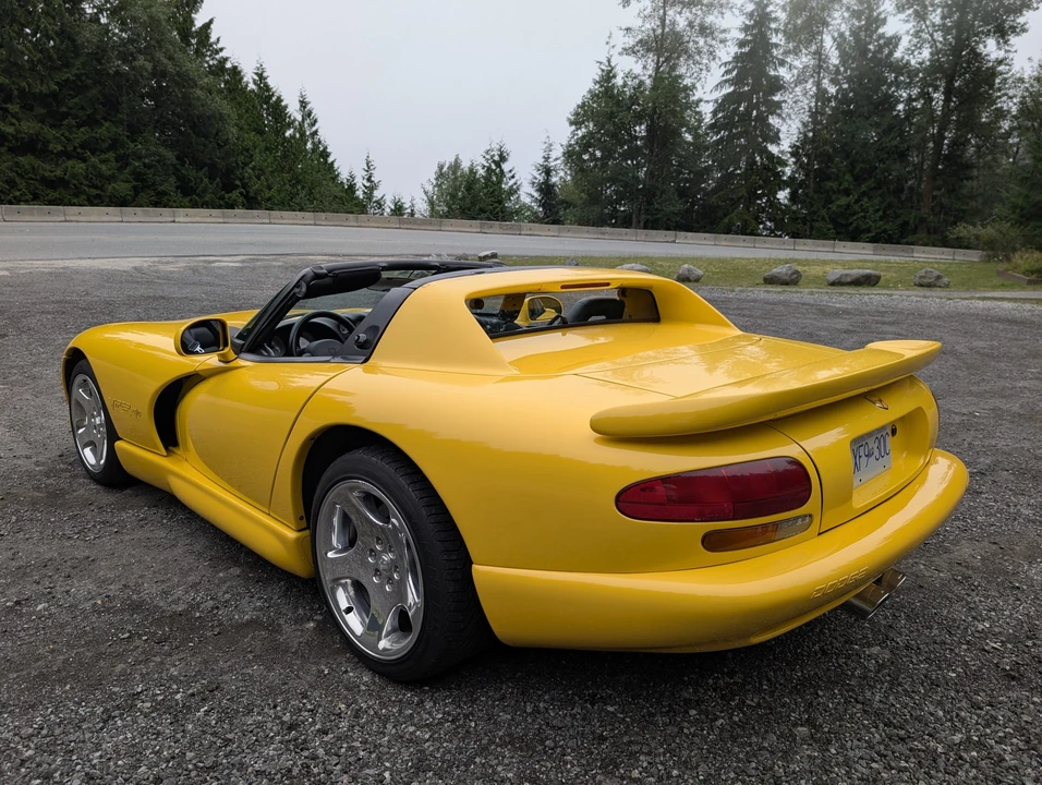 2002 Dodge Viper 2nd Gen - Image 17 of 31