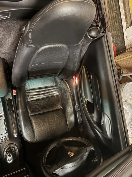 2004 Porsche 986 Boxster - Image 22 of 31
