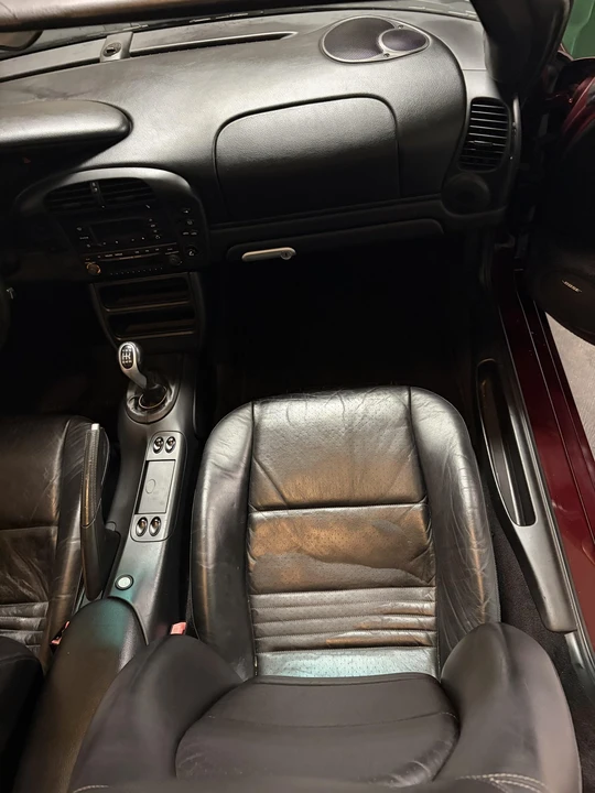 2004 Porsche 986 Boxster - Image 25 of 31