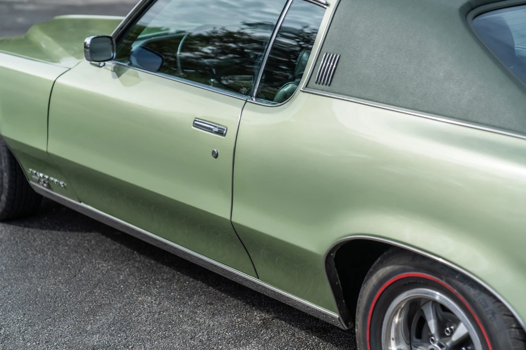 1969 Pontiac Grand Prix 2nd Gen - Image 23 of 31