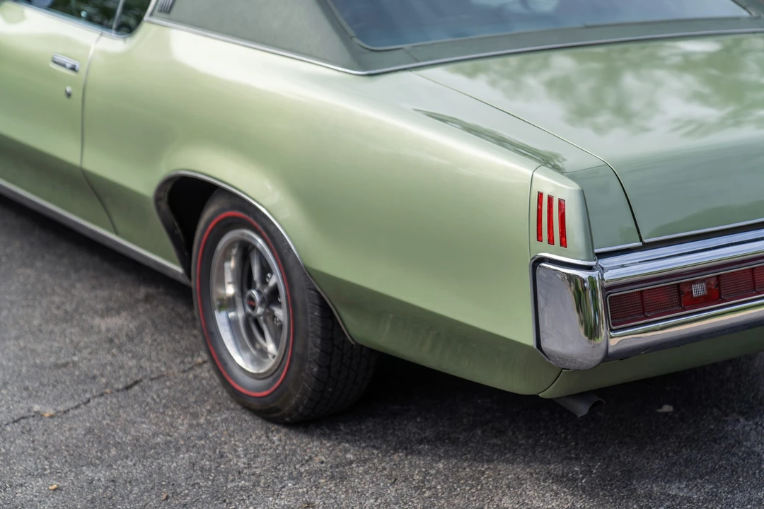 1969 Pontiac Grand Prix 2nd Gen - Image 28 of 31