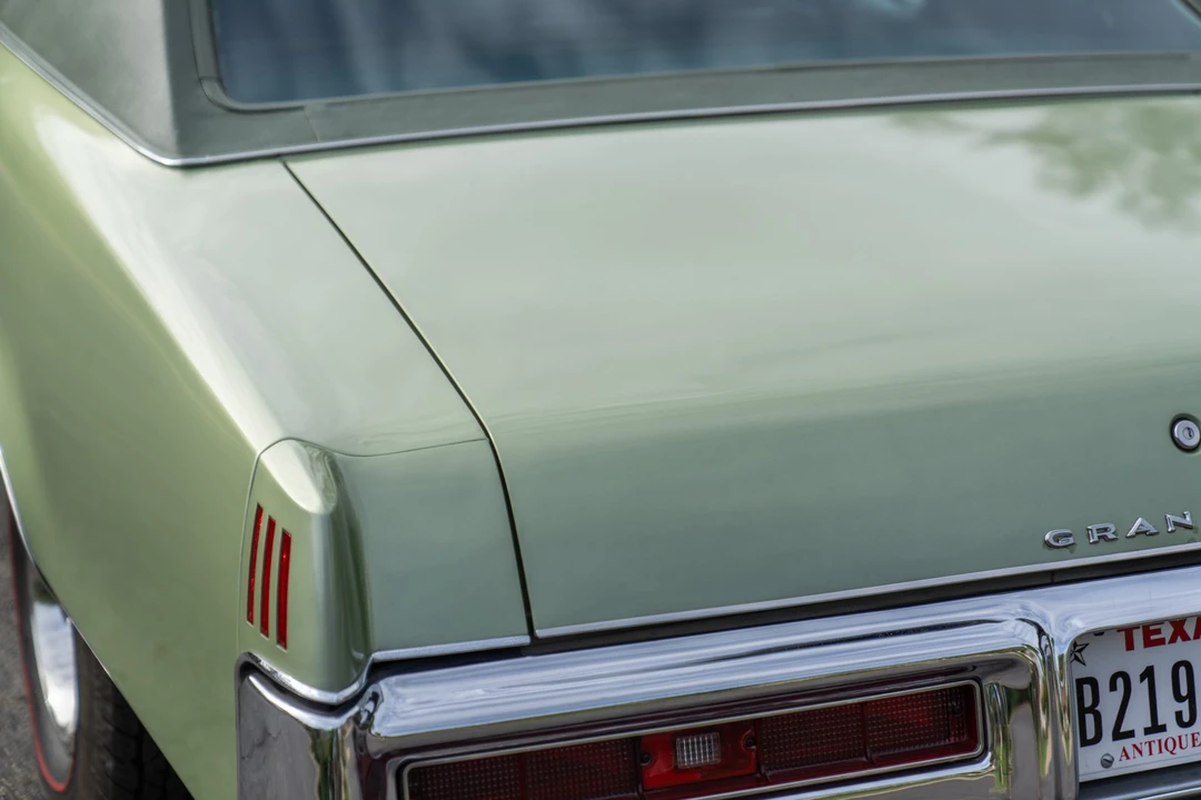 1969 Pontiac Grand Prix 2nd Gen - Image 29 of 31