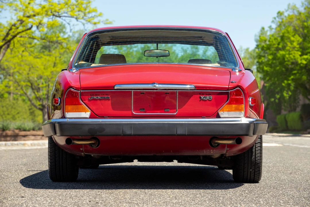 1982 Jaguar XJ Series 3 - Image 9 of 31