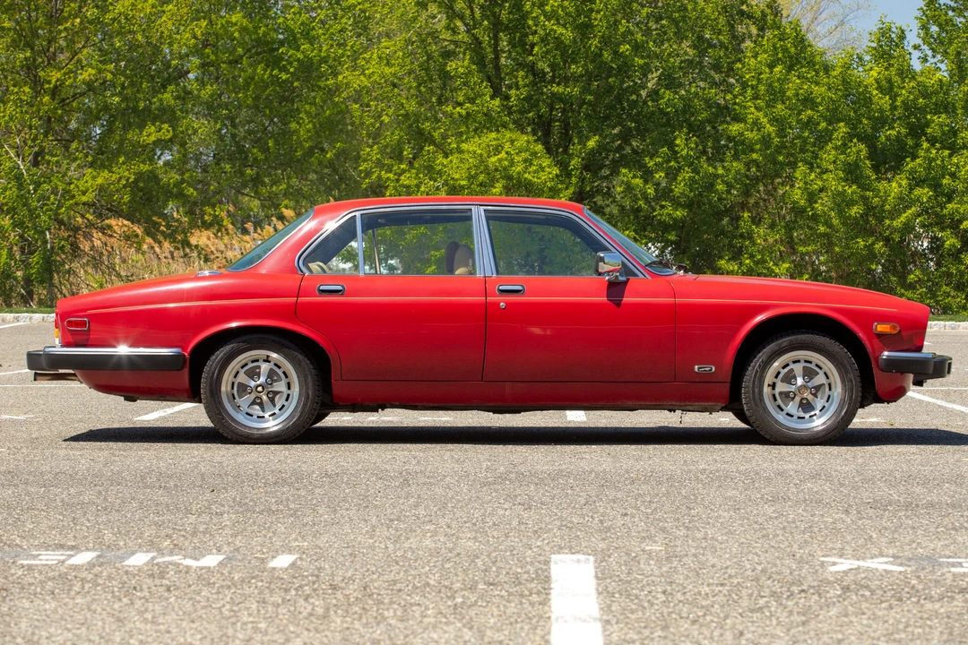 1982 Jaguar XJ Series 3 - Image 14 of 31