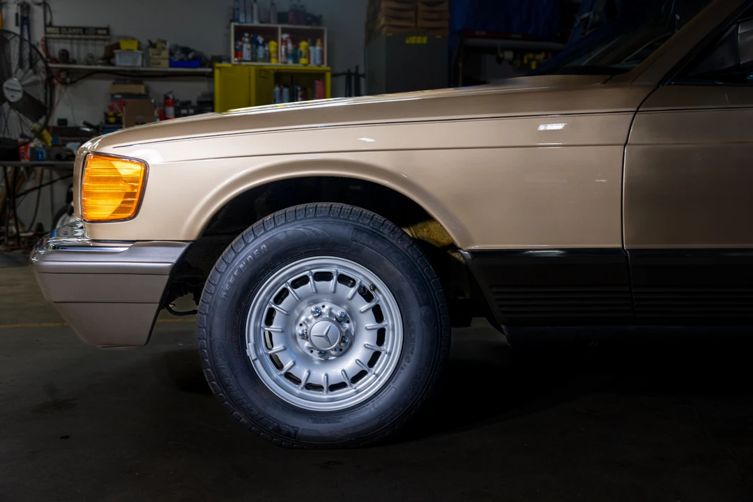 1984 Mercedes-Benz C126 S-Class Coupe - Image 30 of 31