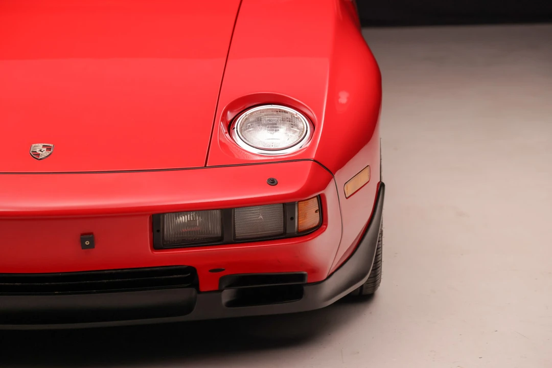 1984 Porsche 928 S - Image 26 of 31