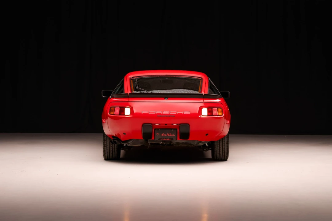1984 Porsche 928 S - Image 9 of 31