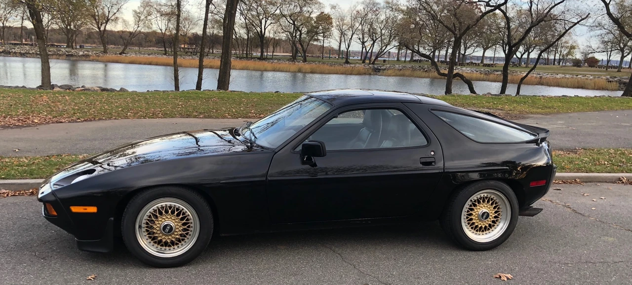 1984 Porsche 928 S - Image 4 of 31