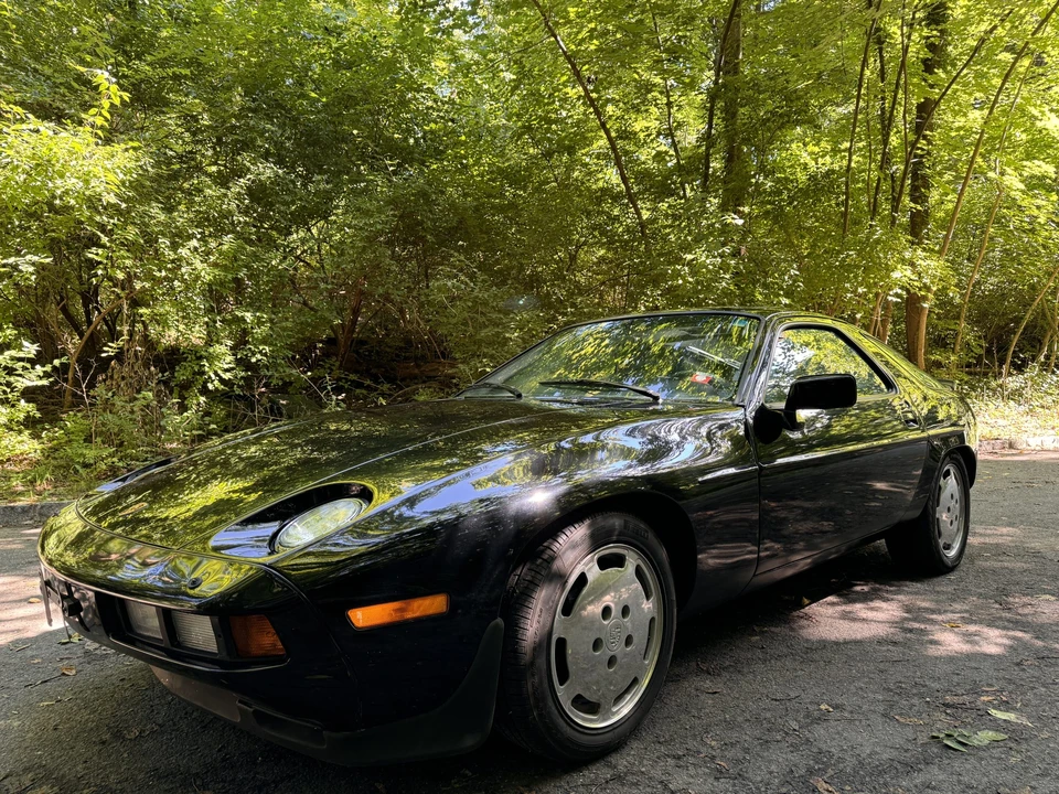 1985 Porsche 928 S - Image 7 of 31