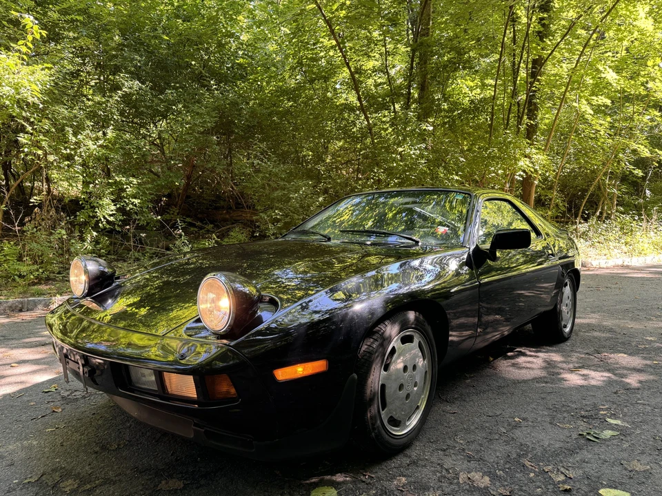 1985 Porsche 928 S - Image 5 of 31
