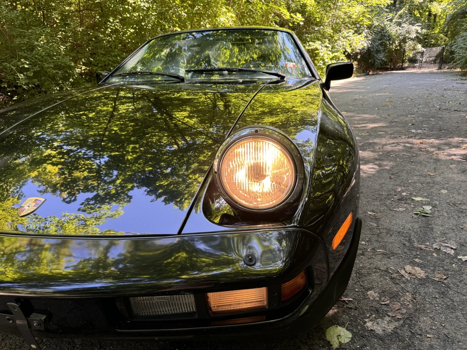 1985 Porsche 928 S - Image 26 of 31