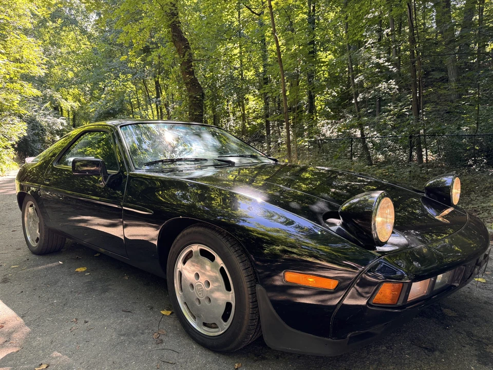 1985 Porsche 928 S - Image 18 of 31