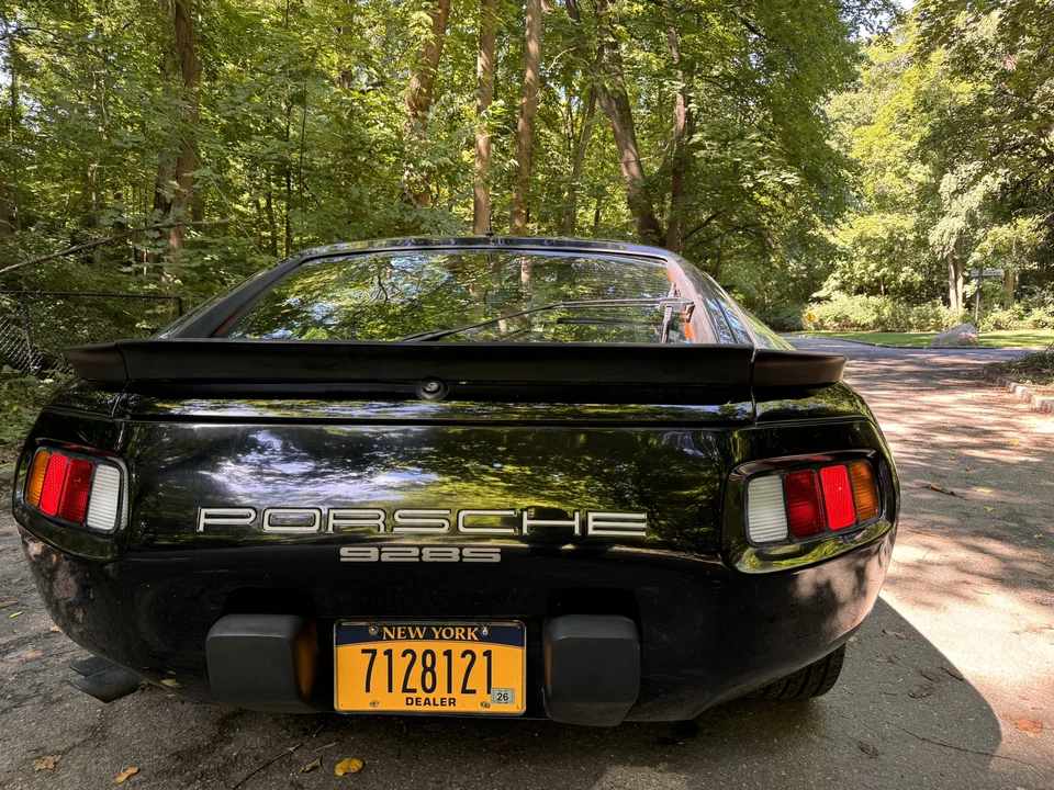 1985 Porsche 928 S - Image 13 of 31