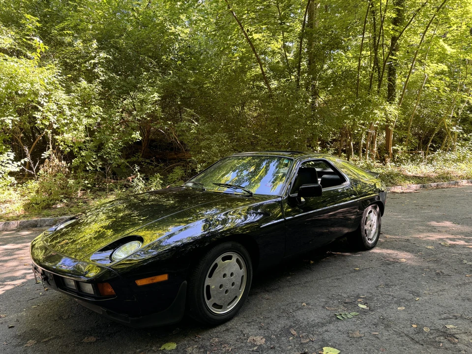 1985 Porsche 928 S - Image 6 of 31