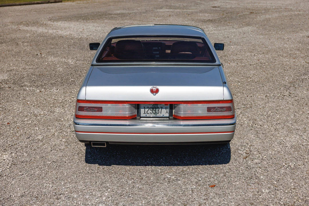 1987 Cadillac Allante - Image 5 of 31