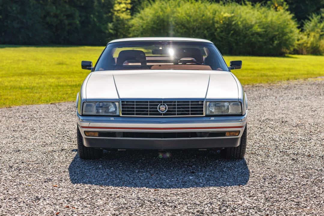 1987 Cadillac Allante - Image 6 of 31
