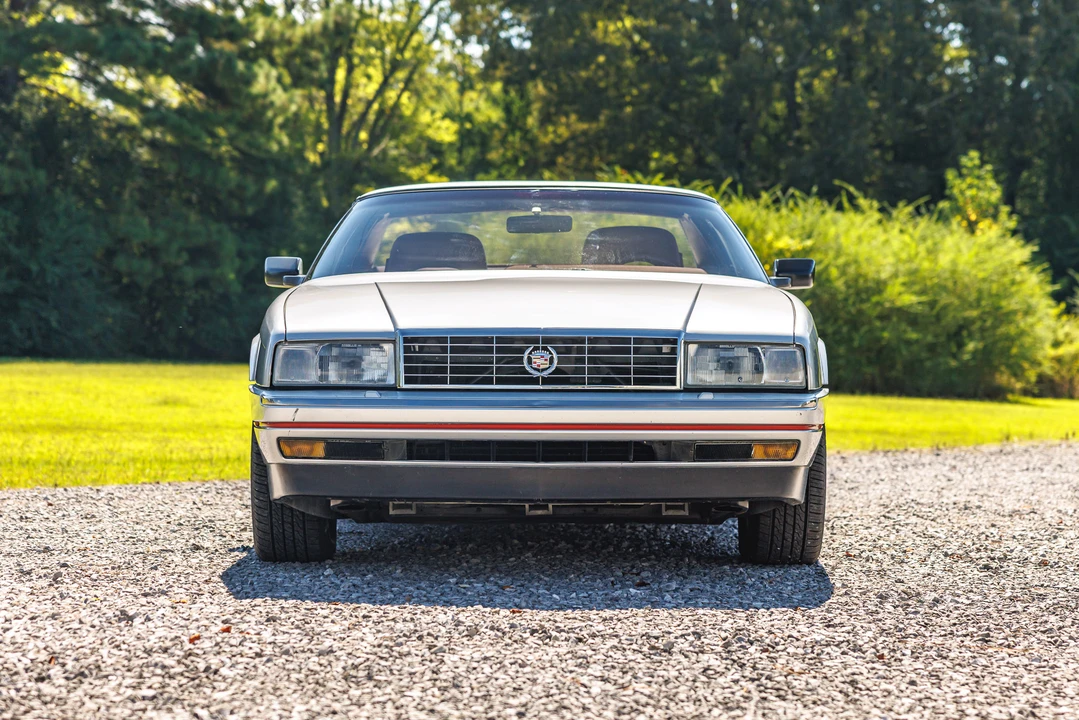1987 Cadillac Allante - Image 7 of 31