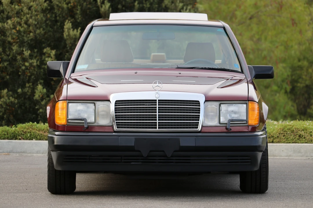 1987 Mercedes-Benz W124 E-Class - Image 20 of 31