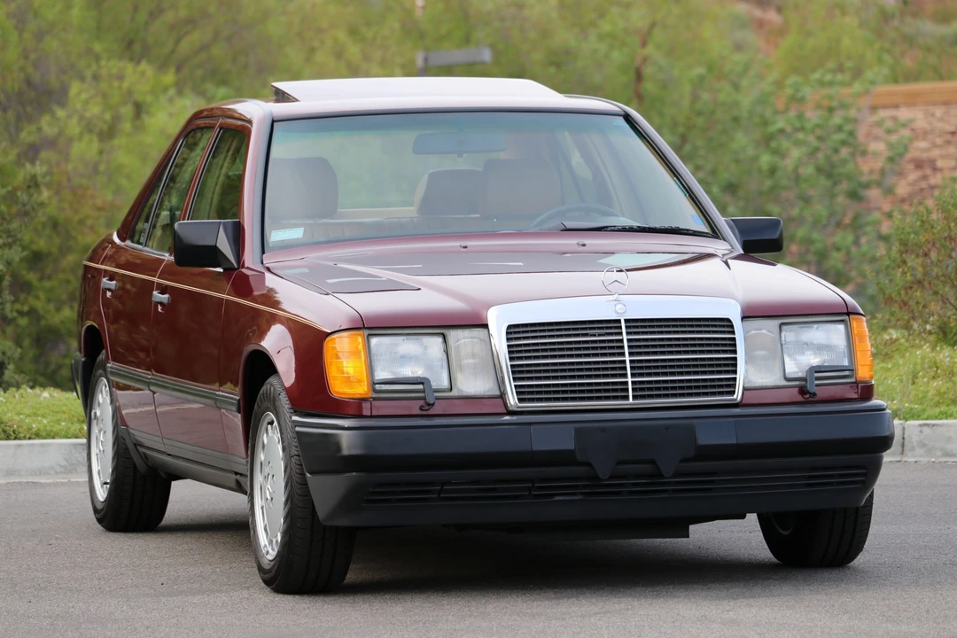 1987 Mercedes-Benz W124 E-Class - Image 14 of 31
