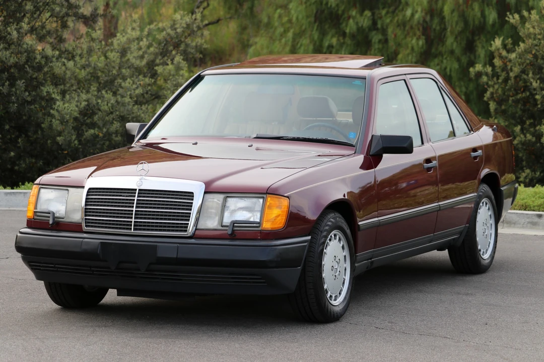 1987 Mercedes-Benz W124 E-Class - Image 26 of 31