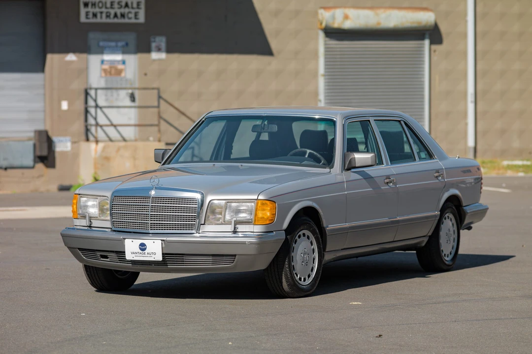 1987 Mercedes-Benz W126 S-Class Sedan - Image 3 of 31