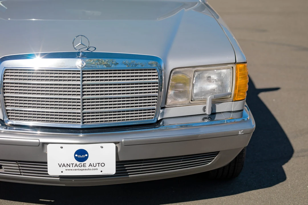 1987 Mercedes-Benz W126 S-Class Sedan - Image 30 of 31