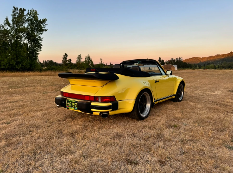 1987 Porsche 911 Carrera 3.2 - Image 17 of 31