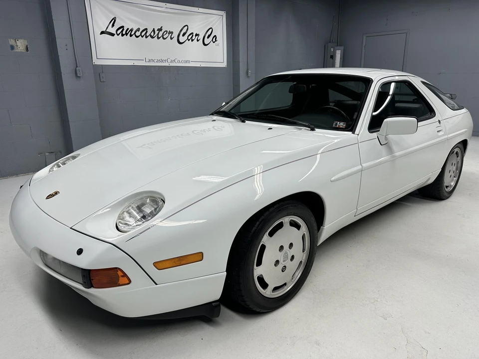 1987 Porsche 928 S4 - Image 2 of 31