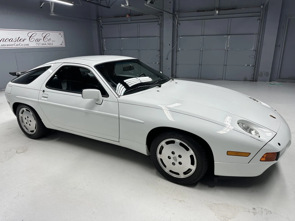 1987 Porsche 928 S4 - Image 19 of 31