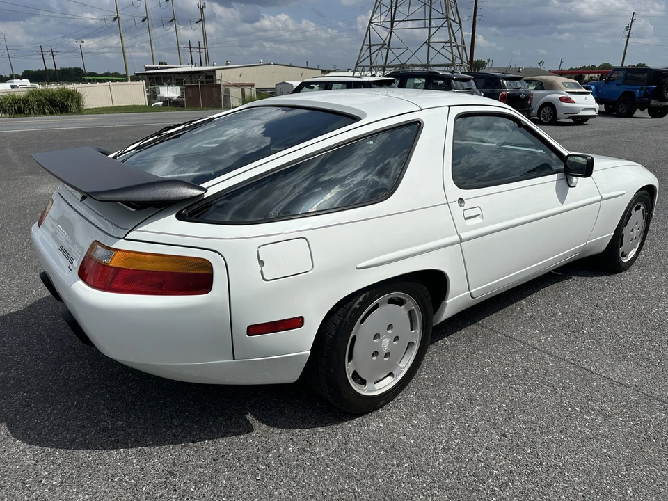 1987 Porsche 928 S4 - Image 29 of 31