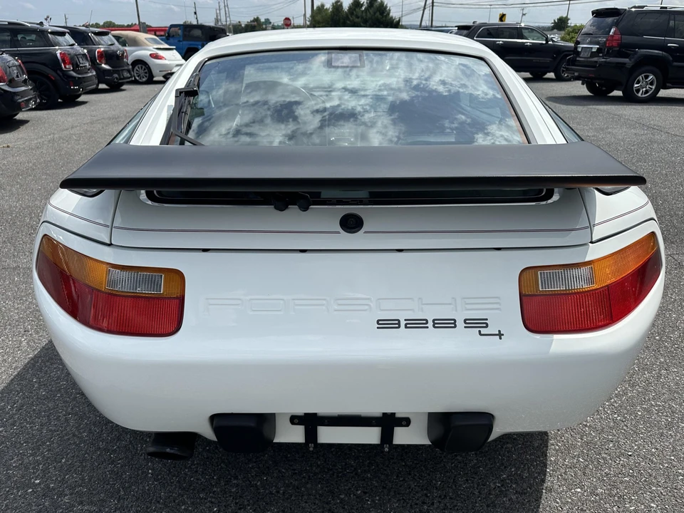 1987 Porsche 928 S4 - Image 26 of 31