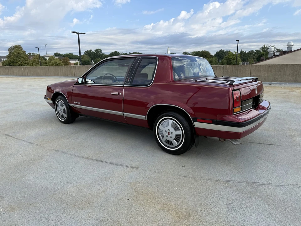 1988 Oldsmobile Cutlass 5th Gen - Image 18 of 31