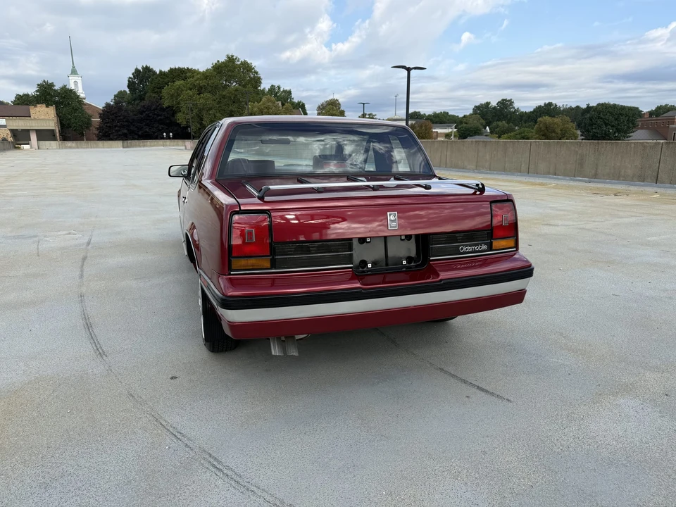 1988 Oldsmobile Cutlass 5th Gen - Image 16 of 31