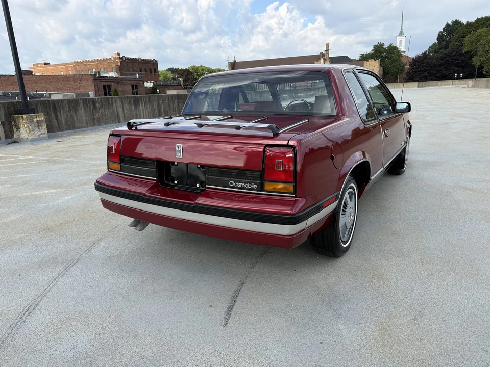 1988 Oldsmobile Cutlass 5th Gen - Image 14 of 31