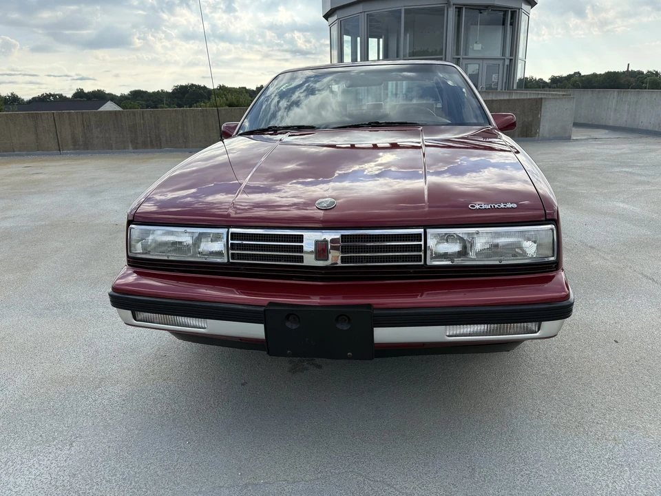 1988 Oldsmobile Cutlass 5th Gen - Image 4 of 31