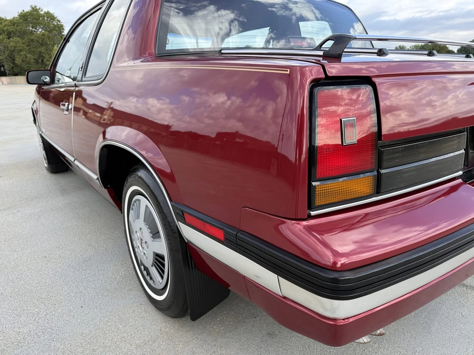 1988 Oldsmobile Cutlass 5th Gen - Image 27 of 31