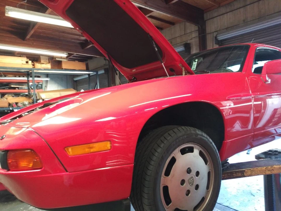 1988 Porsche 928 S4 - Image 27 of 31