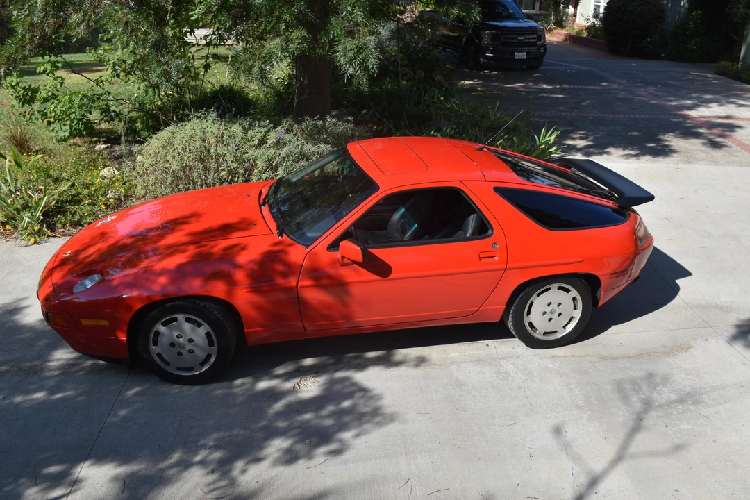 1988 Porsche 928 S4 - Image 12 of 31