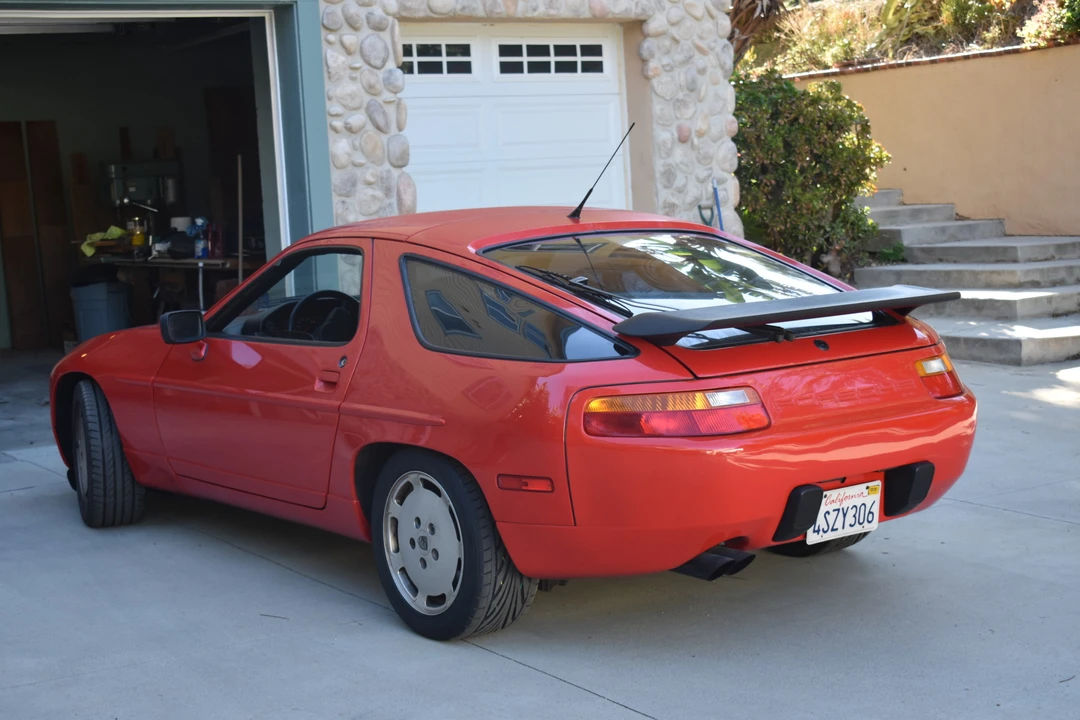 1988 Porsche 928 S4 - Image 16 of 31