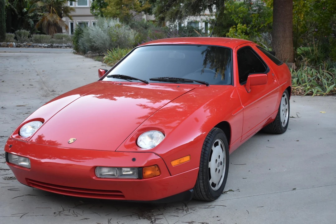 1988 Porsche 928 S4 - Image 9 of 31